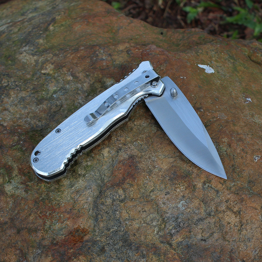 good edc folding knife with pocket clip