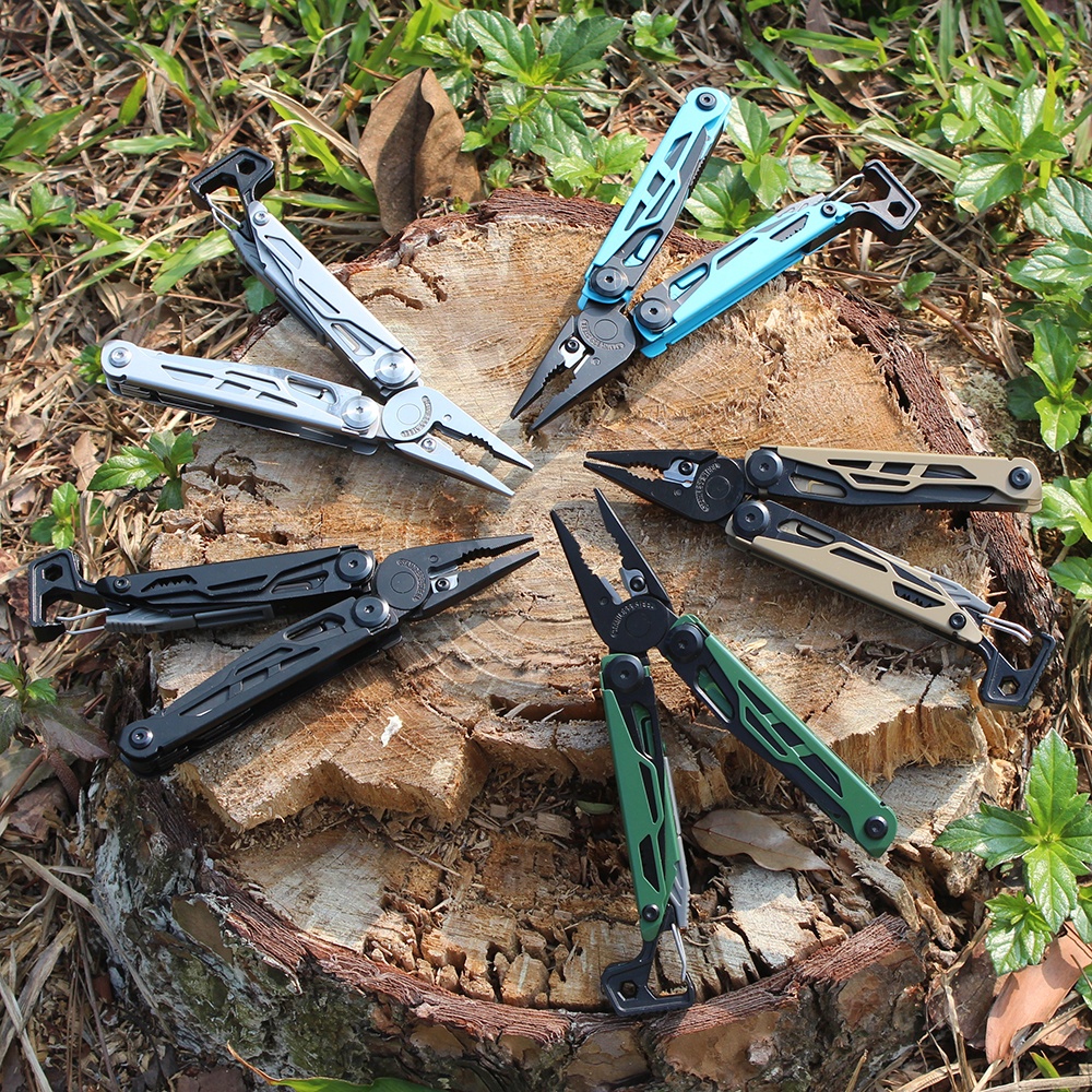 Multifunctional Folding Pliers