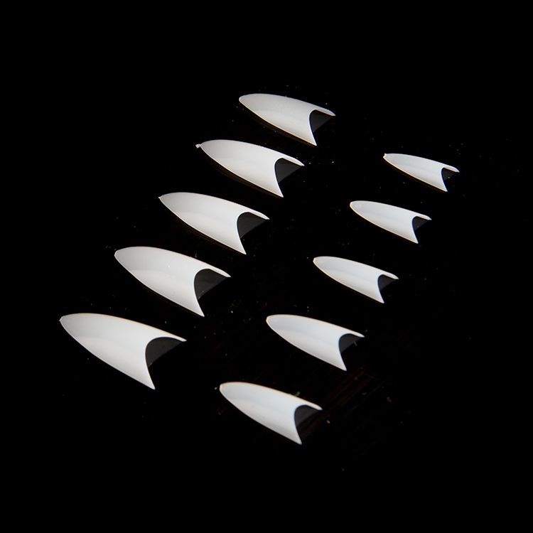 Cusp French Nail Tips