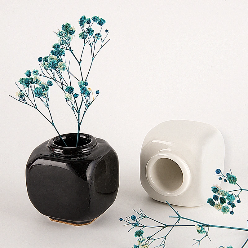 Dapper Dish with Wooden Lid