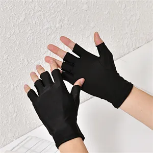 UV Protective Gloves
