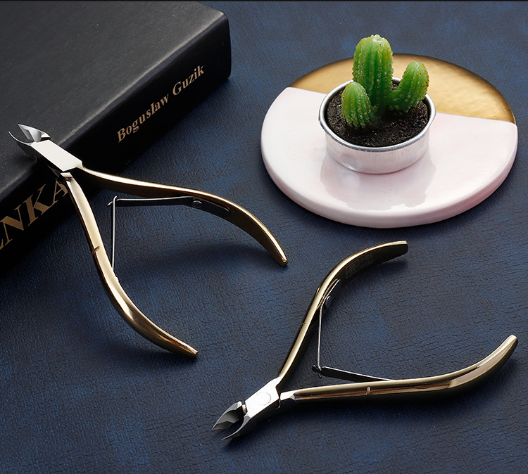 Gold Cuticle Nipper