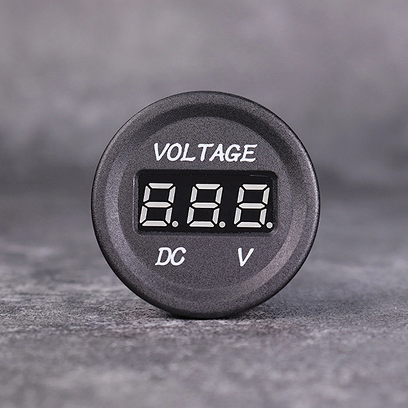 DAMAVO Zigarettenanzünder-Voltmeter 6-28V DC digitaler Schalttafeleinbau