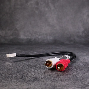 DAMAVO Cabos automáticos 12V DC com fio molex 4pin vermelho/branco RCA AV