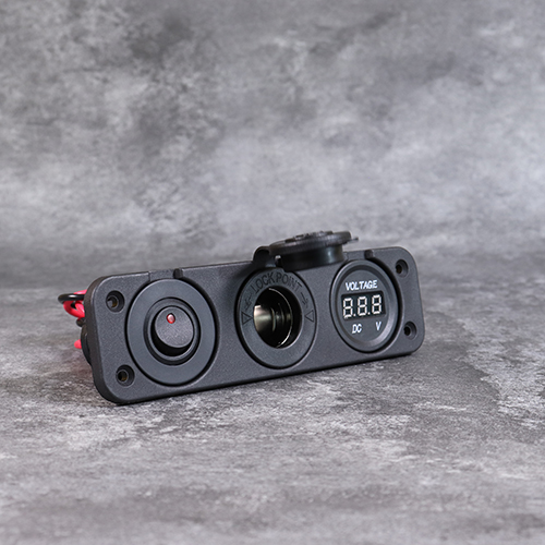 12-Volt-Adapterbuchse Auto-Voltmeter-Messgerät Zubehörsteckdose im Auto