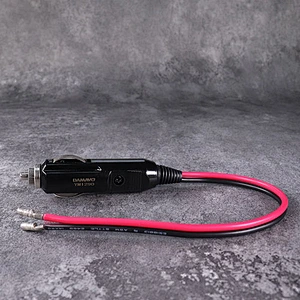 Prise allume-cigare 12 V DAMAVO 12 volts 15 ampères avec fusibles