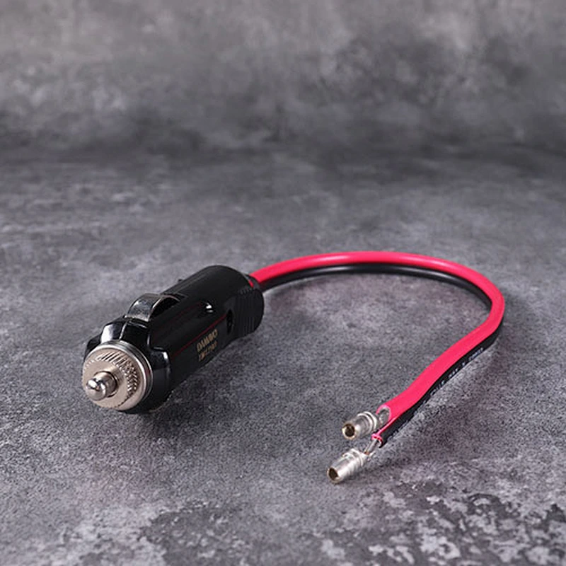 Prise allume-cigare 12 V DAMAVO 12 volts 15 ampères avec fusibles