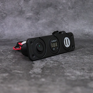 DAMAVO RV لوحة تبديل شاحن سيارة USB 12 فولت مع شاشة عرض الجهد