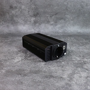 DAMAVO Encendedor de cigarrillos inversor 12V a 240V inversor de enchufe