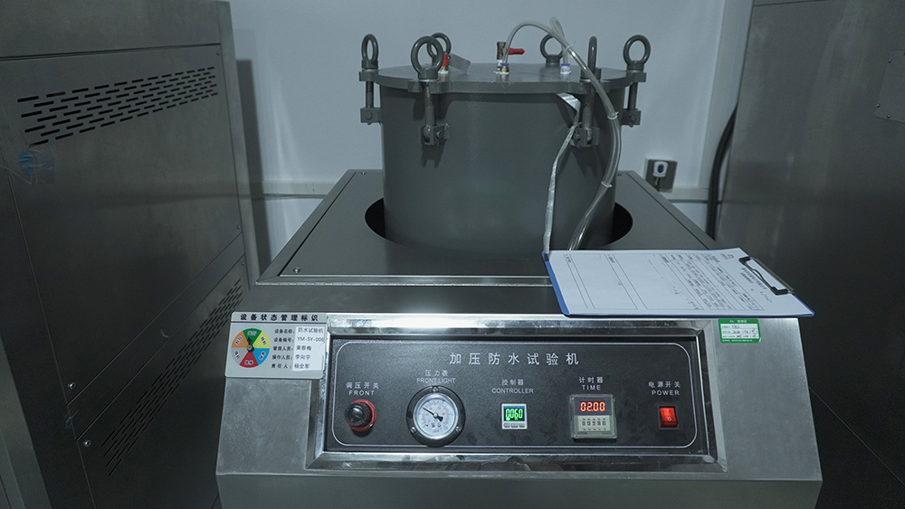 Pressurized Waterproof Tester