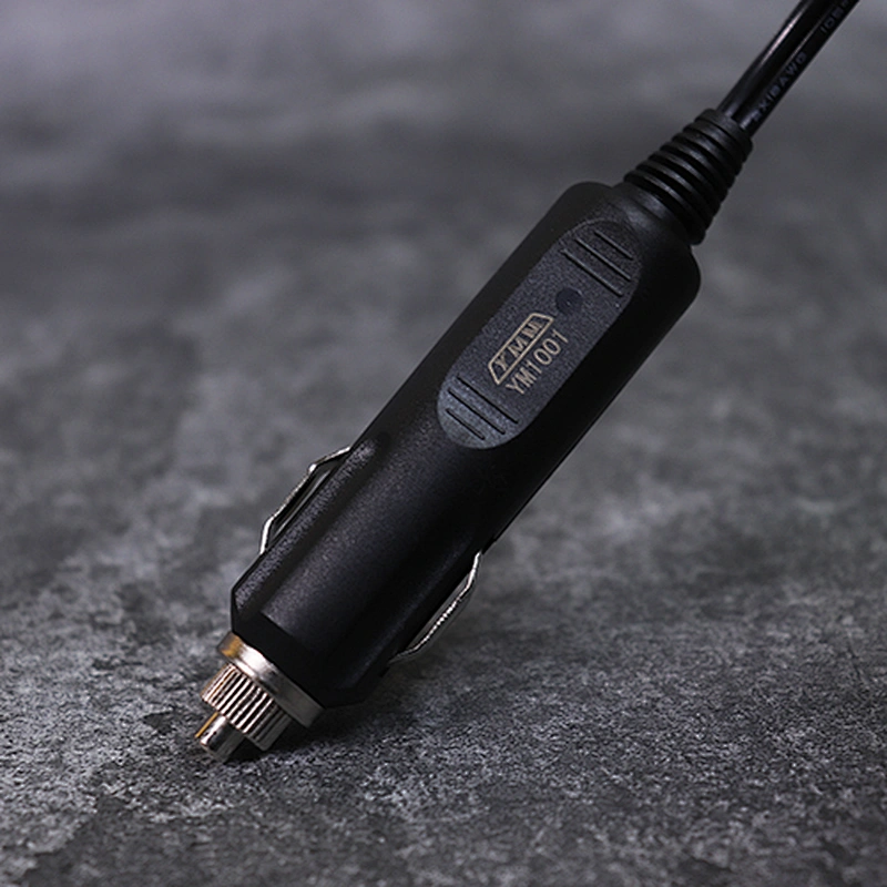 DAMAVO adaptador de cargador de coche universal 15 Amp Cigarette Lighter Plug perfil bajo