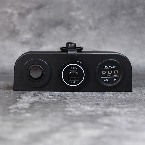 DAMAVO Marine USB Socket 12V Digital Voltmeter Type C Charger พร้อมสวิตช์