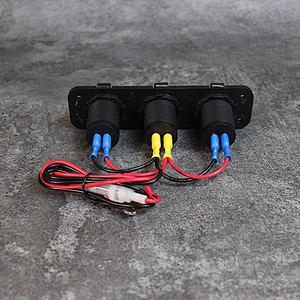 DAMAVO 12V USB hub for Car RV 3 pcs dual port car charger adapter