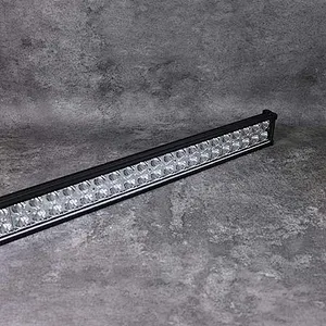 Choisir la meilleure barre lumineuse pour votre camion