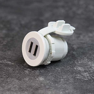 DAMAVO รถจักรยานยนต์พอร์ต USB คู่รถไฟแช็กอะแดปเตอร์ 12V เต้าเสียบ OEM