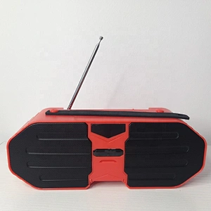 New design wireless BT speaker 1200mAh battery with  FM audio