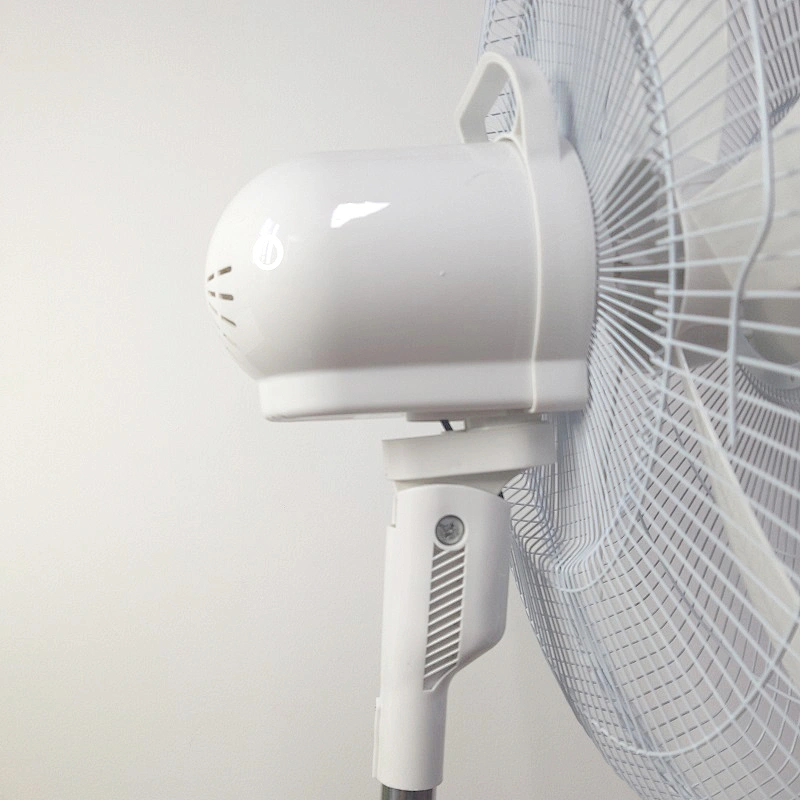 2020 New 18-inch standing fan floor charging stand fan with led lamps and solar panel