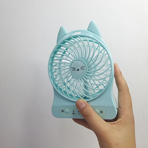 Mini Desk Fan USB Mini Standing Fan Portable Micro Rechargeable Fan