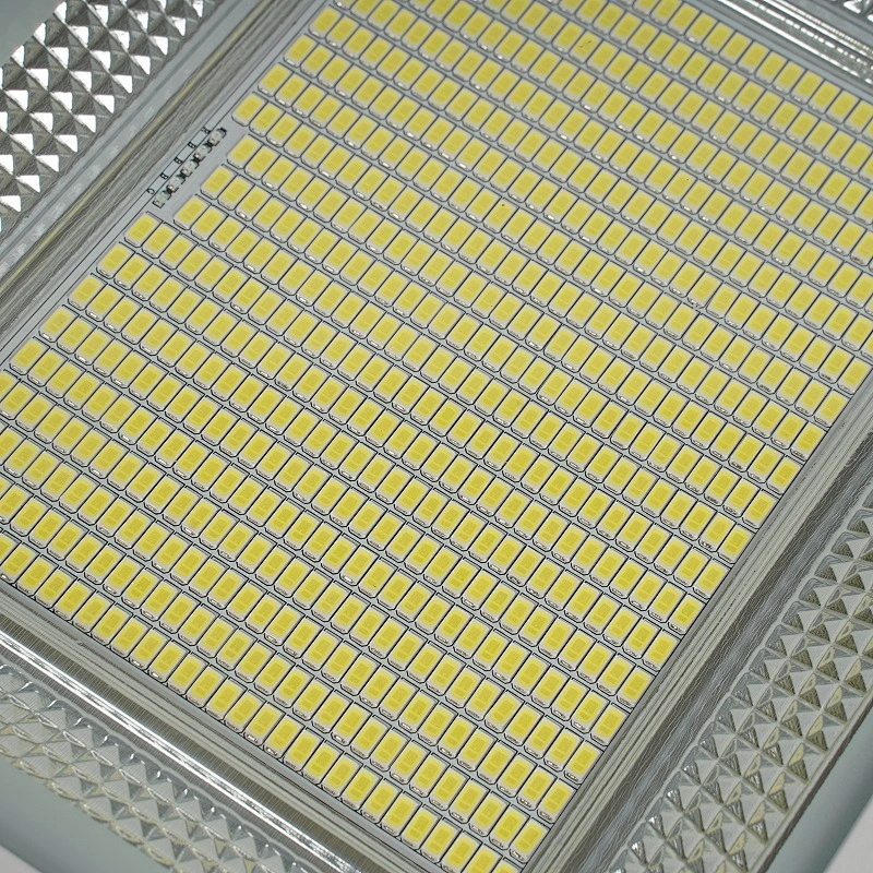 Smart high power energy saving 300 w watt handybrite solar powered led flood light 200w 300w ip66 ip67 ip68 portable floodlight