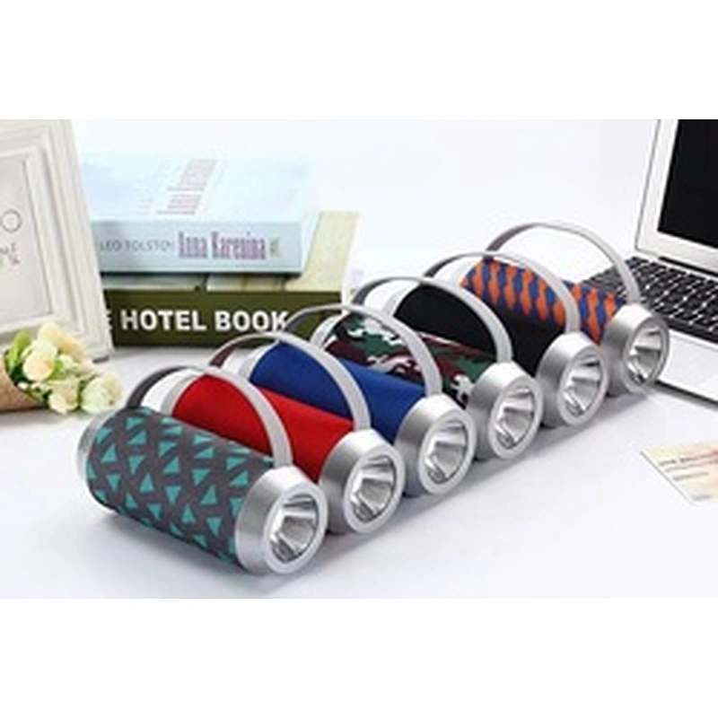 Hot Sells ABS Materials Outdoor Wireless Big Party Home Mini Wireless Speaker with FM Radio Camp LED Flashlight