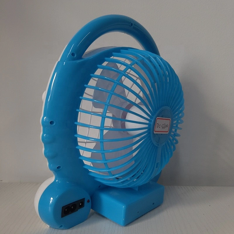 2022 cheap price 6 inch rechargeable portable office desktop small cooling desk fan with 18SMD night light