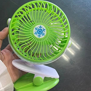 Popular Mini Rechargeable Clip Fan for Summer Cooling Portable USB Mini Fan with Battery Hot on Amazon