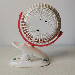 New 360 degree rotation foldable usb rechargeable baby stroller dc motor mini cordless desk  fan with LED lamp 4 inch