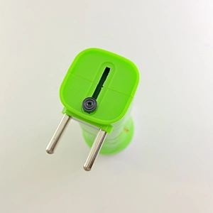 promotional emergency lighting plastic body powerful flashlights torches led with handheld