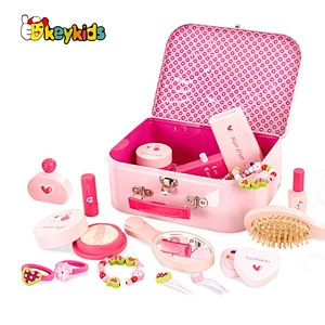 Customize simulation play wooden doll makeup kit for girls W10D271