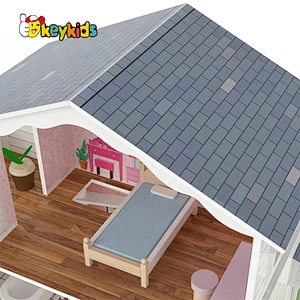 Custolmize kids wooden big dolls house with garden trees W06A416