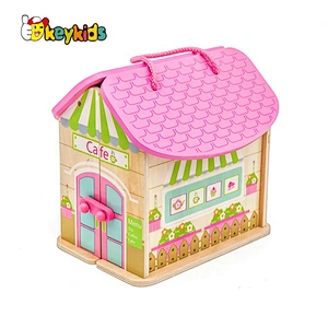 Top sale pink wooden girls dolls house for wholesale W06A171
