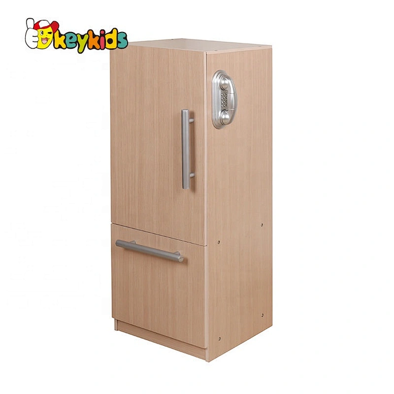 New released retro wooden kids play kitchen with Refrigerator, Freezer and Oven W10C480