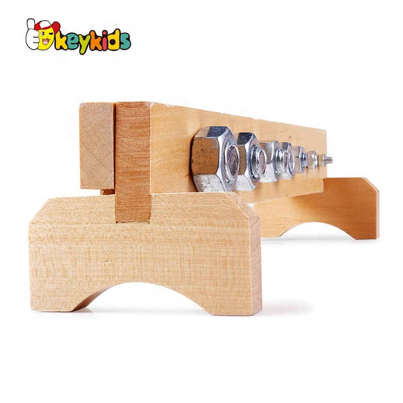 Top fashion nursery teaching materials wooden montessori bolt board for kids W12F105