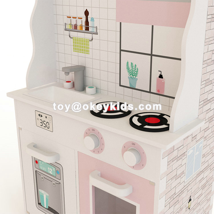 Small Barbie Playhouse Supplier