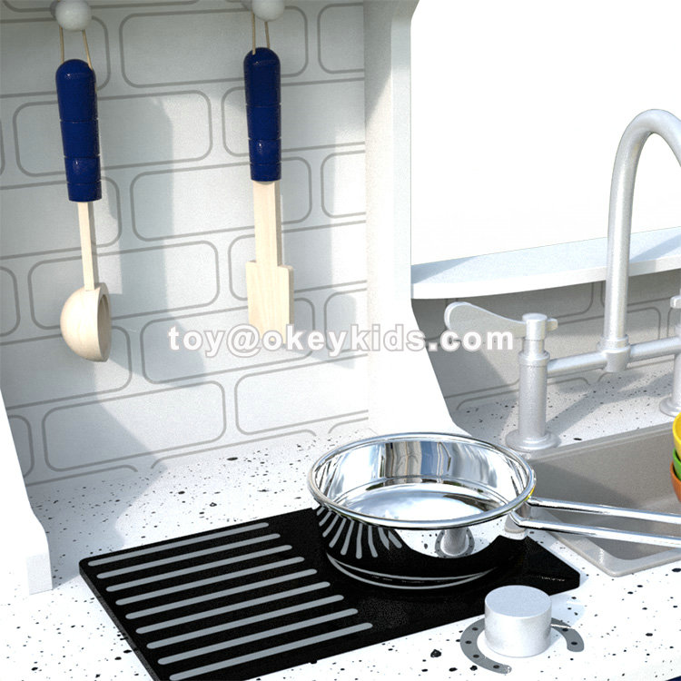 China Wooden Play Kitchen Set