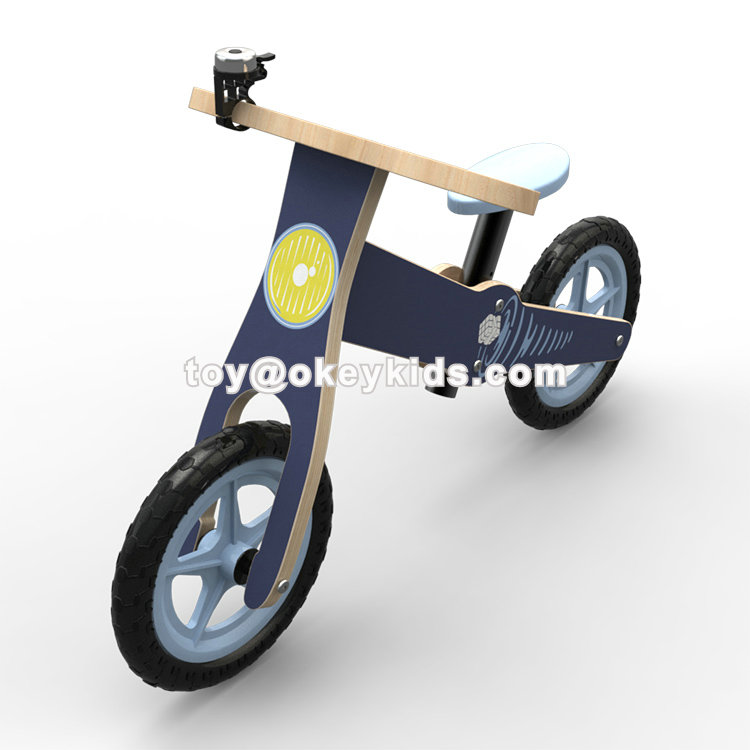 W16C280_.jpg