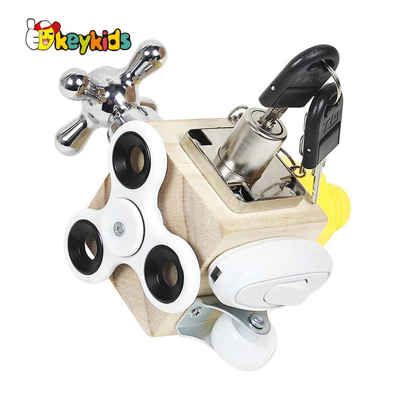 High quality wooden educational learning toys busy box for kids W12D297