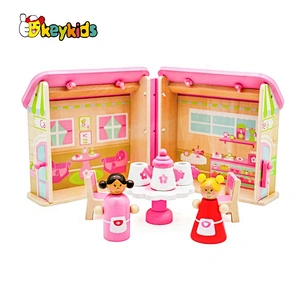 Top sale pink wooden girls dolls house for wholesale W06A171