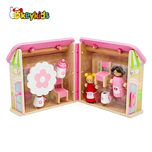 Top sale pink wooden girls dolls house for wholesale W06A171