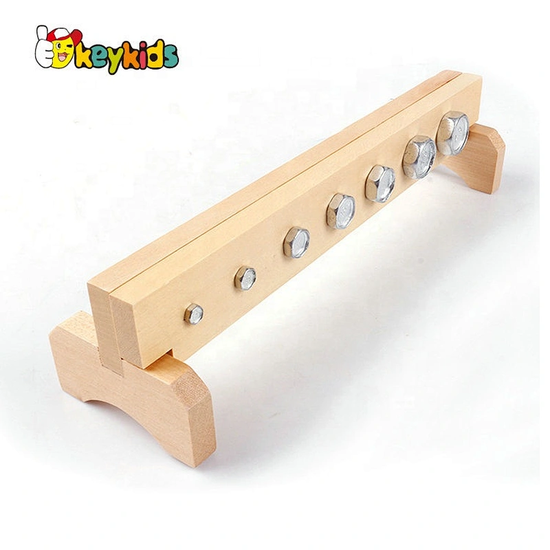 Top fashion nursery teaching materials wooden montessori bolt board for kids W12F105