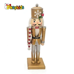 Customize plain wooden nutcracker for wholesale W02A344