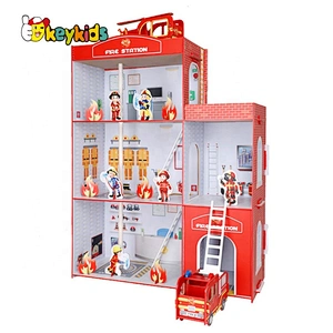 2020 Top sale preschool wooden firefighter toy for children W04B084