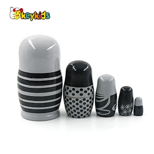 Hand Painted 5 In 1 Set Wooden Children's Nesting Dolls W06D139