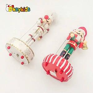 2019 High quality decor wooden white nutcracker soldier with bass W02A338