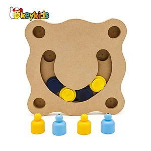 Wholesale creative paw shape wooden interactive dog toys best design pet IQ training wooden interactive dog toys W06F035