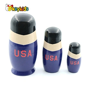 Hand painted Russia 3 in 1 wooden nesting dolls for kids W06D142