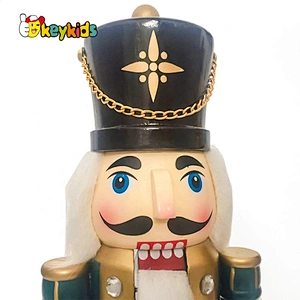 Customize soldier toy wooden nutcracker theme for wholesale W02A342