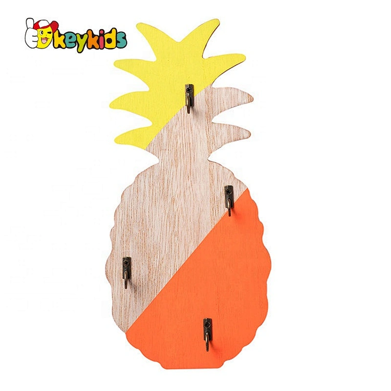 Decorative wooden wall hanging hooks for wholesale W09B101