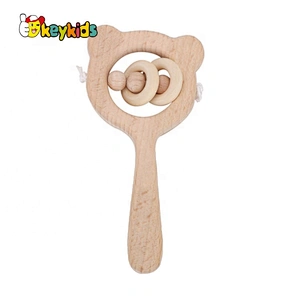 2020 High quality natural wooden infant teething rattle for wholesale W08K284