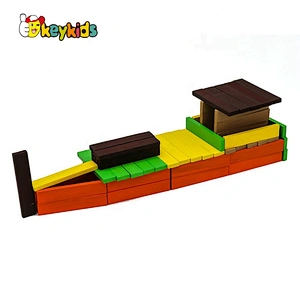 New arrival 100 pcs educational kids wooden building toys with carrying container W13B043
